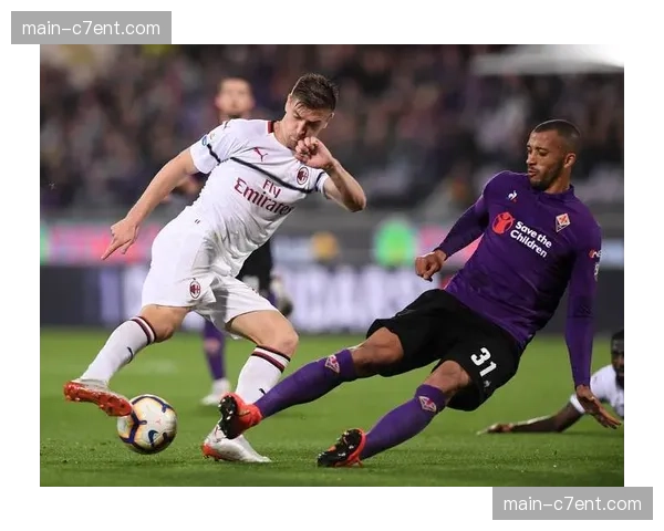 阿尔莫伊兹·阿里禁区内射门转化率22% 卡塔尔前锋展现高效终结能力